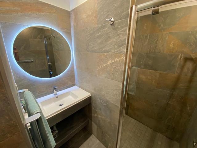 Villas Valinco San Martinu Corse du Sud - vue et proche mer - piscines privées Olmeto  Exterior foto